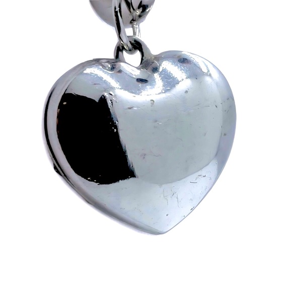 GUESS Vintage Pave Puffed Heart Charm Chain Link Toggle Bracelet with Box - Picture 6 of 9